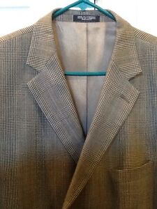 Stafford mens 44L blazer, 52 % silk, Excellent condition