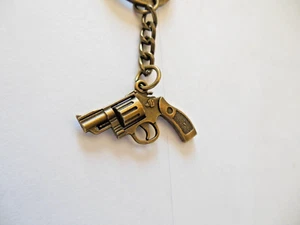 38 - Special* SNUB NOSE / REVOLVER / Keychain / 3-D Bronze Tone *Free Shipping - Picture 1 of 5