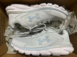 Under Armour Charged Assert 9 Laufsneaker Damengröße 7 M blau UVP 75 $ - Bild 1 von 3