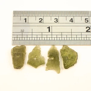 2.32g 4 pcs MOLDAVITE tektite natural DRILLED small chips LOT #RM268 - Picture 1 of 2