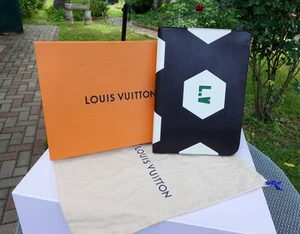 LOUIS VUITTON BAG pochette jour clutch logo lv epi fifa world cup black white - Bild 1 von 24
