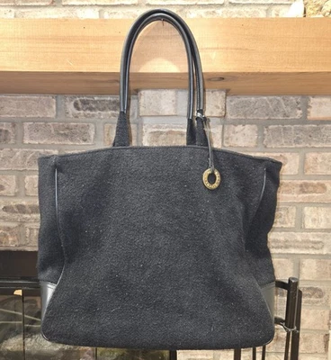 Bolso de Mano Givenchy Parfums Grande Negro Lana e Imitación Cuero Forro Rojo Foto 1 de 4