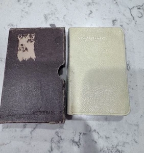 Vintage 1957 White Pocket Red Letter New Testament Bible In Slipcover - Foto 1 di 5