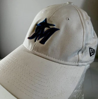 Miami Marlins 9FORTY Hat Cap Adjustable Logo Strapback MLB Women's - Image 1 of 3
