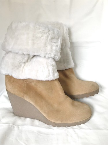 Stivali Fendi cammello pelle di pecora shearling pelliccia per cappotto giacca peekaboo bag