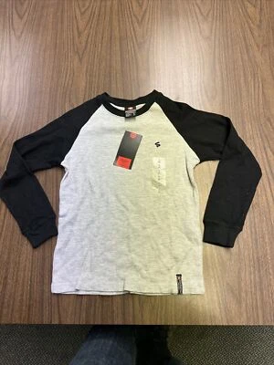 Camisa térmica Southpole MCMXCI juvenil negra manga larga talla pequeña (8) Foto 1 de 4