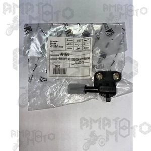 Soporte Inyector De con Tapa Gasolina Original de Avispa GTS 300 2018 2019 - Imagen 1 de 1
