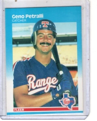 1987 fleer #135 Geno Petralli Texas Rangers baseball card  - Image 1 of 2