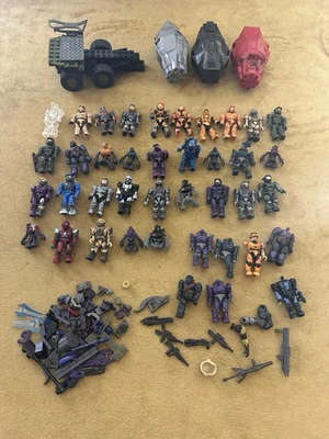 Large Halo figures Lot / Misc Figure Parts  / Drop Pods / Weapons - Image 1 of 4