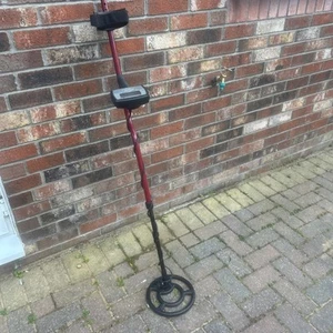 Minelab X-Terra 30 Metal Detector - For Spares Repair - Imagen 1 de 16