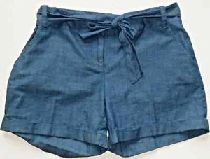 White House Black Market 5" Chambray Denim Light Washed Shorts Size 2 NWT - Picture 1 of 1