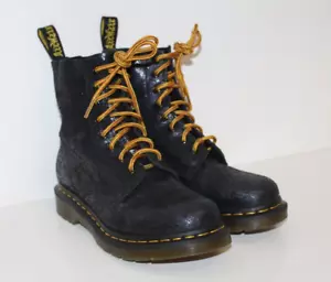 Botas Chukka de Combate Dr. Martens para Mujer Pascal Cuero Negro Craquelado Talla 7 - Imagen 1 de 14