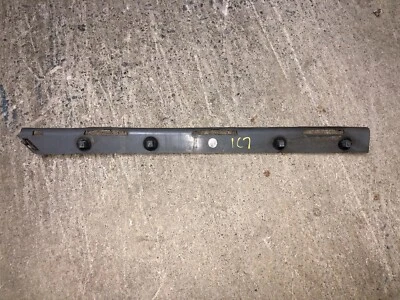 Soporte guía de montaje de parachoques trasero pasajero derecho GTO 2004-2006 OEM 1C7 Foto 1 de 4