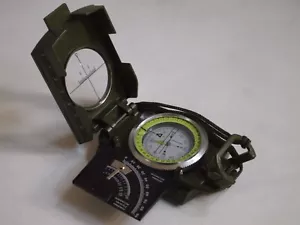 Military March - Army AC20 Compass for Outdoor, Camping, Airsoft - Picture 1 of 6