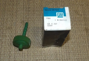 New NOS GM Speedometer Gear  Part # 1359272 Multiple GM  1960's 1970's era - Bild 1 von 4