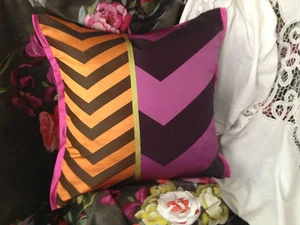 DESIGNERS GUILD FABRIC INDUPALA FUSCHIA CUSHION/BOLSTER COVERS 17x17" - Picture 1 of 6