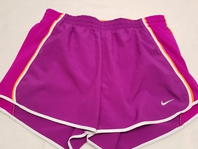 Pantalones Cortos Atléticos Para Mujer NIKE DRI-FIT Incorporados Calzoncillos Talla Pequeña Púrpura Naranja Foto 1 de 4
