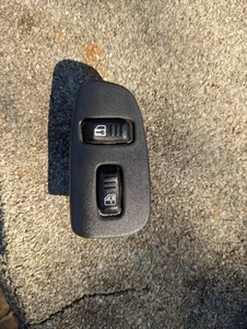 2001 Camaro Complete Window And Lock Switch - Picture 1 of 1