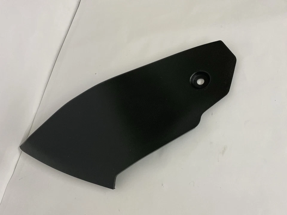 Cubierta del tablero del panel de instrumentos izquierdo Nissan Sentra 2013-2019 negra 68921-3SG0A Foto 1 de 4