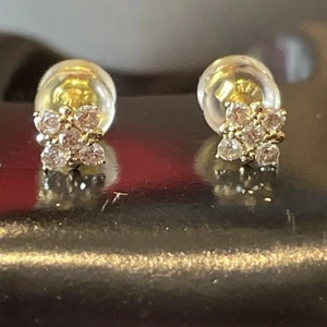 0.20 Carat Natural Diamond 18ct Gold Stud Earrings - Picture 1 of 9