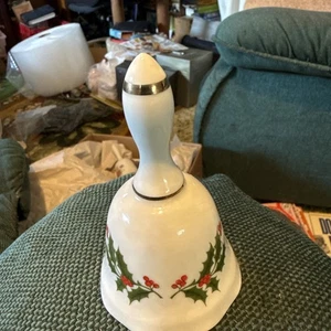 Vintage Stechpalme Beere Weihnachten 4,5" Glocke Hergestellt in Japan Porzellan - Bild 1 von 4