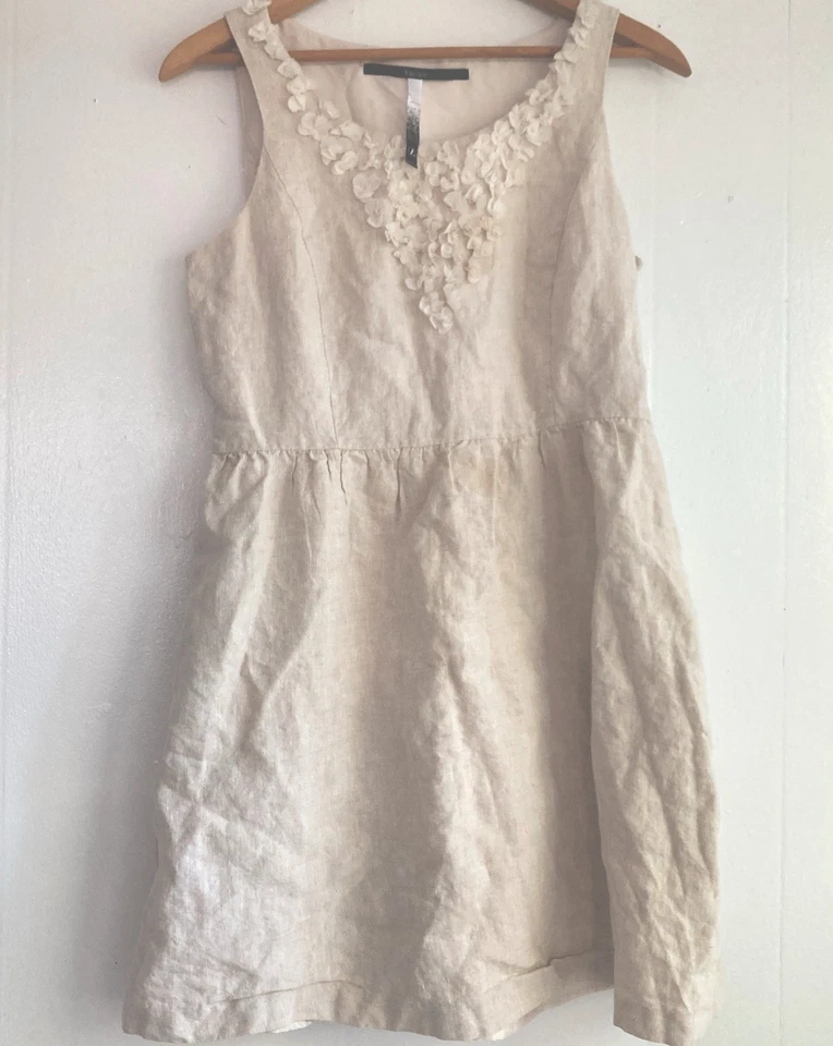 Kensie Linen Dress Beige Sleeveless Sheath Natural Neutral Petal Appliqué Sz L - Image 1 of 4