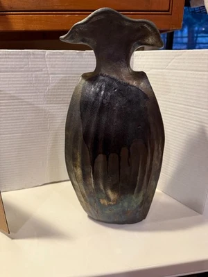 Jarrón de porcelana gris grafito John Richard GRIP ESMALTADO 14 3/4'"H X 7" CON FIRMADO Foto 1 de 4