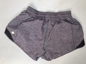 Lululemon Hotty Hot athletic shorts in a heathered gray 4” Inseam Size 6 - Picture 1 of 6