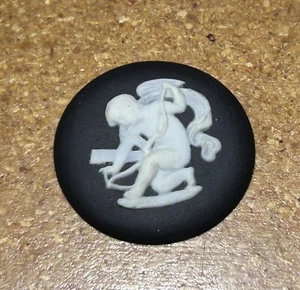 Vintage authentisch unbenutzt WEDGWOOD Amor 29 mm Kamee in schwarz Jasperware - Bild 1 von 5