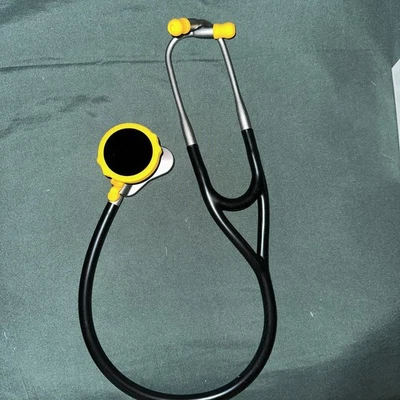 Nuevo estetoscopio Eko Core 500 plateado y negro Foto 1 de 4