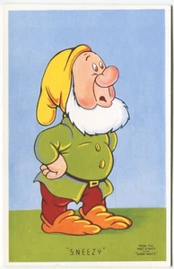 SNEEZY, SNOW WHITE - Walt Disney Film Postcard - Picture 1 of 2