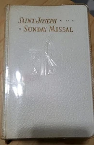 Vintage St Joseph Sunday Missal 1957-1953 Leather Confraternity Version Gilded - Picture 1 of 15