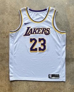 Nike Lakers LeBron James Association Edition Authentic Trikot Herren Größe XL weiß - Bild 1 von 10
