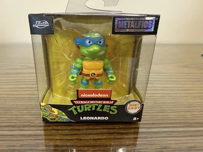 Jada Toys 3" Metalfigs - Teenage Mutant Ninja Turtles - Leonardo - Image 1 of 4