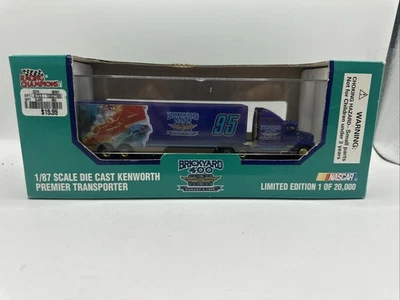 Racing Champions 1995 Premier Edition 1/64 Kenworth Transporter Brickyard 400 Foto 1 de 4