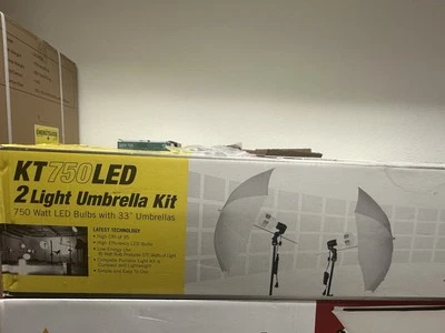 Smith-Victor KT750LED 2-Light Umbrella Kit - Image 1 of 4