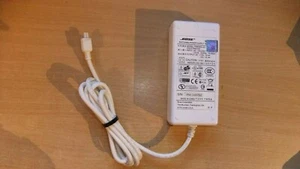 Genuine White Bose SoundDock Series 1 & Lifestyle RoomMate Power Adapter Supply - Picture 1 of 4
