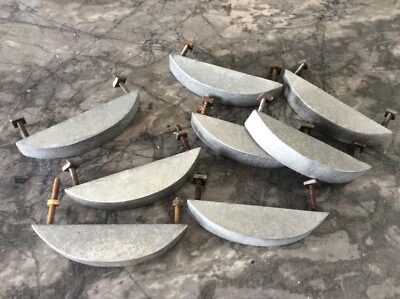 8 anciennes poignées Anciennes Aluminium / Commode / Tiroir / Quincaillerie - Photo 1/4