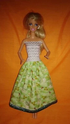 Barbie Kleid Puppen Disney Küss Den Frosch Prinzessin Tiana Ballkleid K41 Dress - Bild 1 von 3