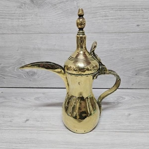 Caffettiera vintage ottone placcato arabo Dallah bedoiun mediorientale alta 10,5" - Foto 1 di 11