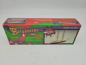 Kits de artesanos de la madera Brigantine Boat Kit básico de barco de madera Modelo #000107 Edades 10-100 - Imagen 1 de 9