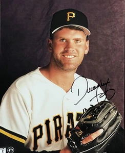 Denny Neagle SIGNED AUTOGRAPHED 8x10 Photo Pittsburgh PIRATES Pitcher Legend - Picture 1 of 2