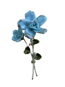 Broche Coro Porcelana Rosa Bably Azul Grande Tono Plateado Diseñador Firmado - Imagen 1 de 7