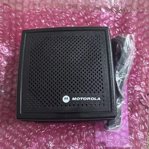 New Motorola HSN4032 13 Watt External Speaker - APX, XTL - Zdjęcie 1 z 3