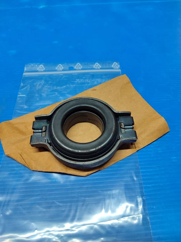 Stop Clutch/Coupling SKF for: Audi: Audi 80, Coupe, Volkswagen: Passat, Santana - Image 1 of 1