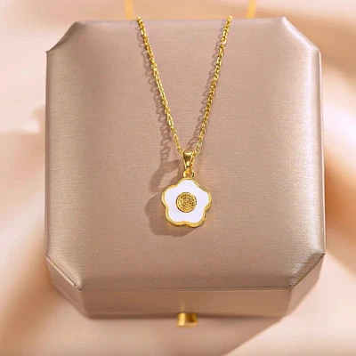 Элегантный кулон из нержавеющей стали с позолотой 18 карат с выдалбливающейся инкрустацией цирконием - Изображение 1 из 2