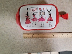 Elizabeth Arden Makeup Bag - Picture 1 of 2