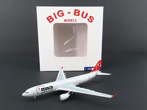 1:400 Aero Classics Big-Bus NWA Northwest Airlines Airbus A330-200 #N858NW - Picture 1 of 14