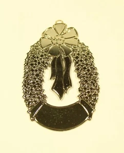 Silver Plated Etched Plain Wreath Burlap Bow Christmas Tree Ornaments GIFTS - Picture 1 of 5