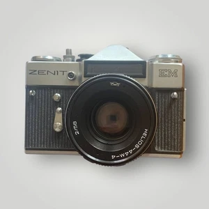 Zenit EM 35mm SLR + Helios 44M-4 58mm f/2 Lens – USSR Vintage Film Camera - Picture 1 of 6